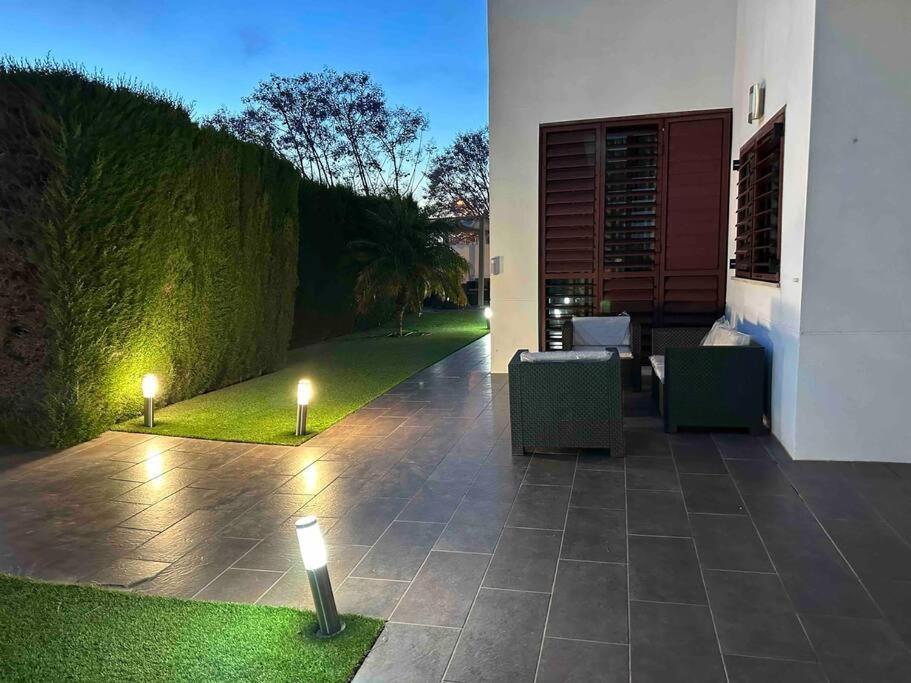 Modern 5-bedroom With Pool Villa