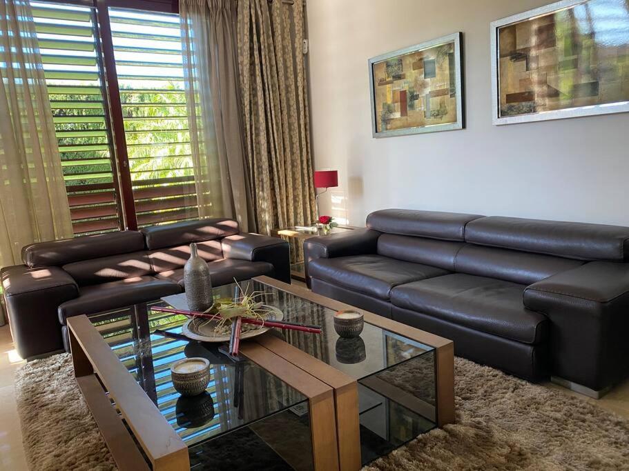 Modern 5-bedroom With Pool Montequinto