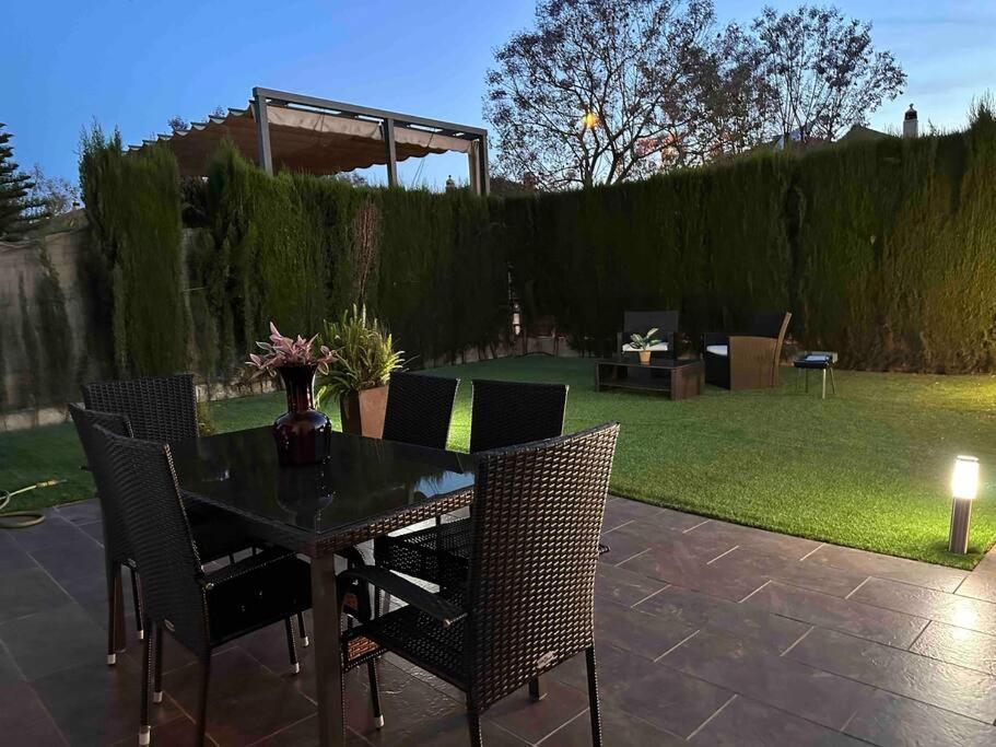 Villa Modern 5-bedroom With Pool Montequinto