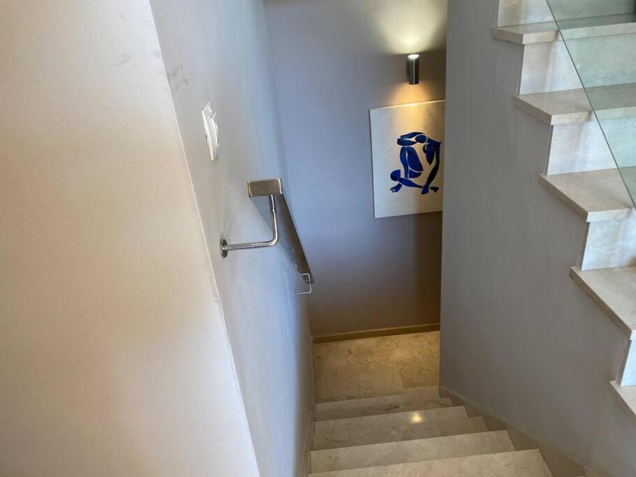 Modern 5-bedroom With Pool * Montequinto